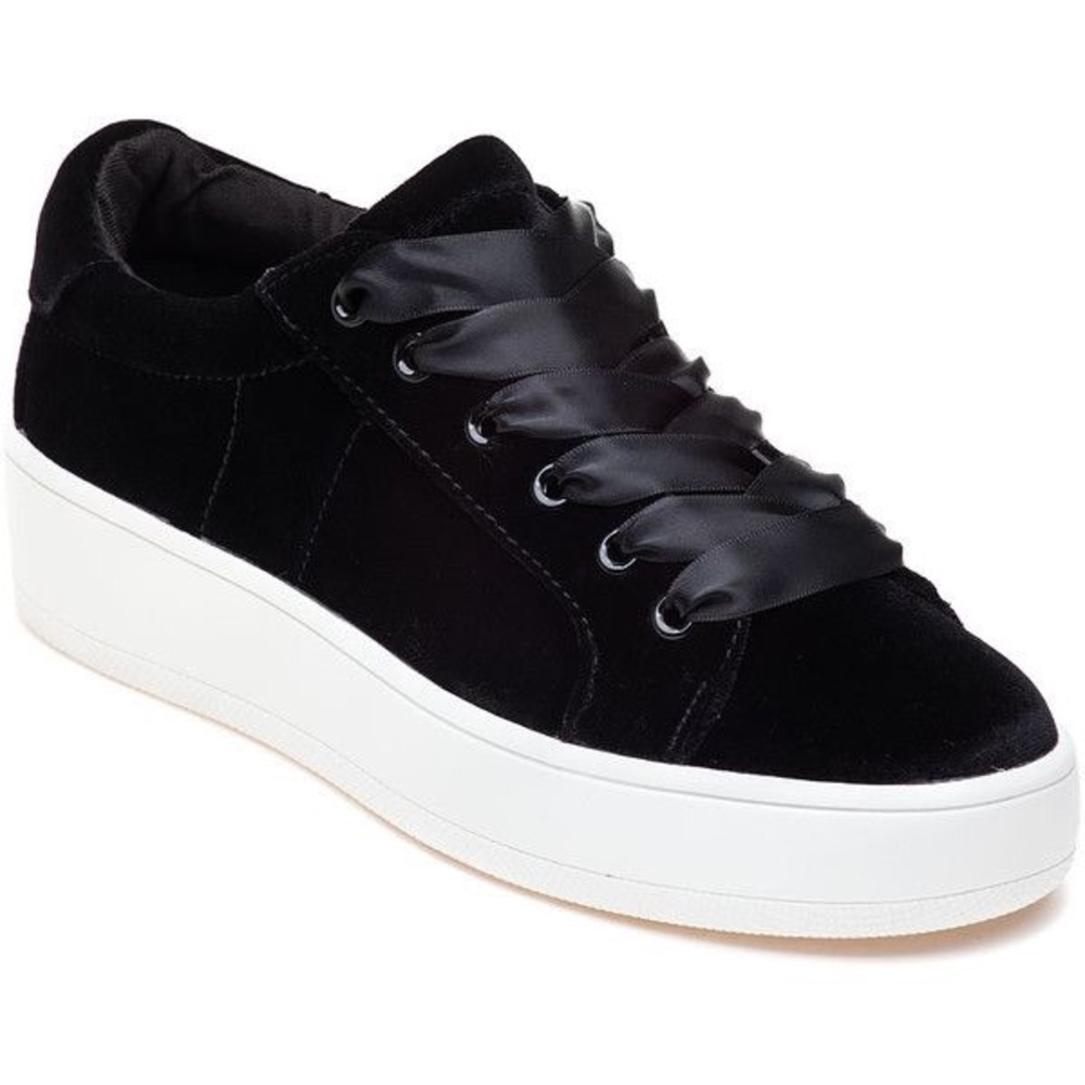 Steve Madden Bertie Velvet Platform